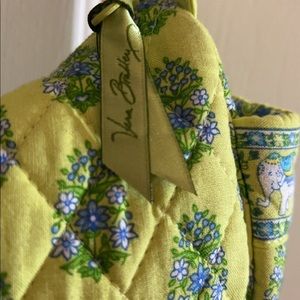 Vera Bradley shoulder bag.  Excellent condition
